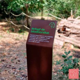 Faristol Petit d'acer per Parcs dins la ciutat